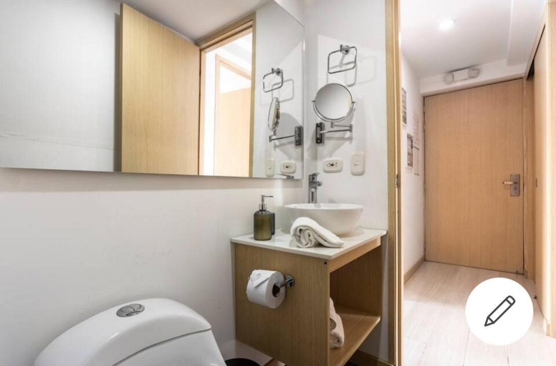 Beautiful & Comfortable Apartment In Laureles เมเดยิน ภายนอก รูปภาพ