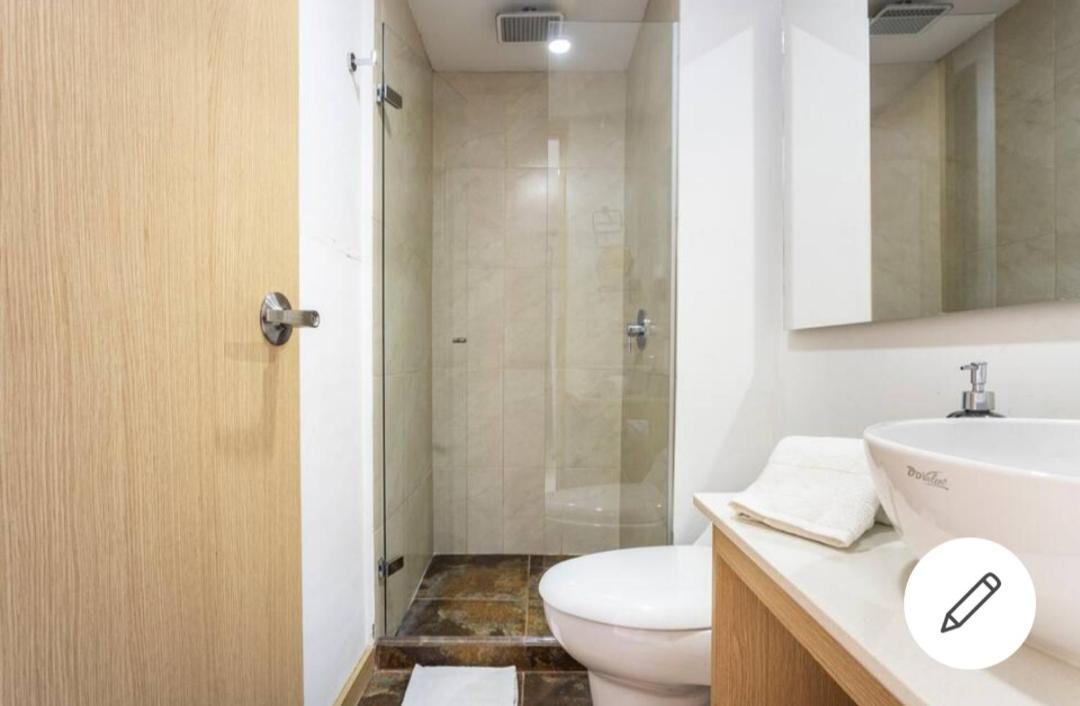 Beautiful & Comfortable Apartment In Laureles เมเดยิน ภายนอก รูปภาพ
