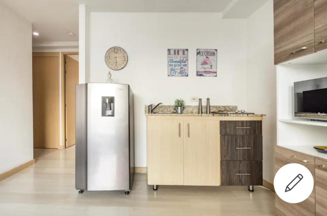 Beautiful & Comfortable Apartment In Laureles เมเดยิน ภายนอก รูปภาพ